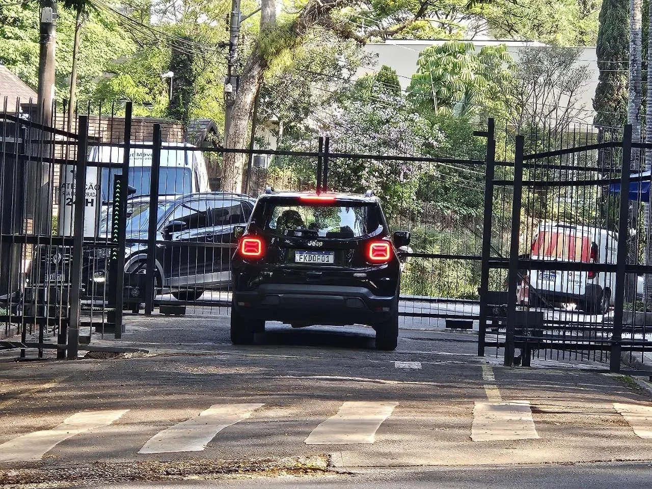 Villa Linda Casa Em Rua Fechada Com Vista Proxima Ao Shopping Cidade Jardim Sao Paulo Brazil